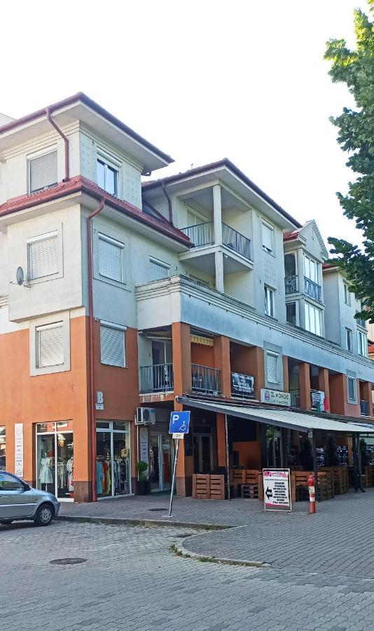 Premium Apartman Hajdúszoboszló Eksteriør billede